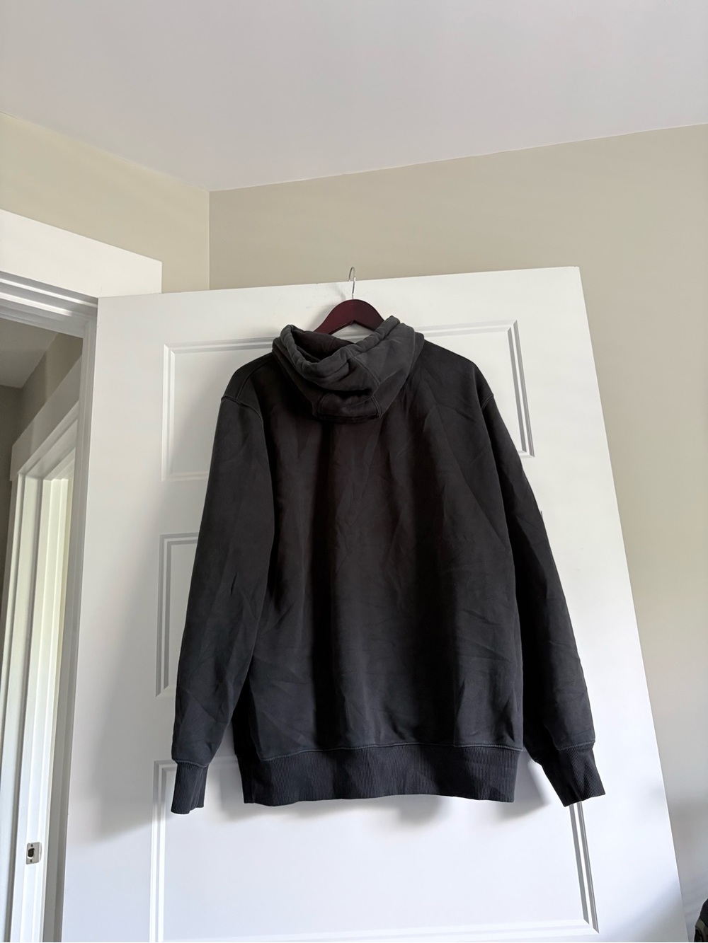 Carhartt Black Pullover Hoodie - Men's Workwear sz medium rain defender - Picture 8 of 8